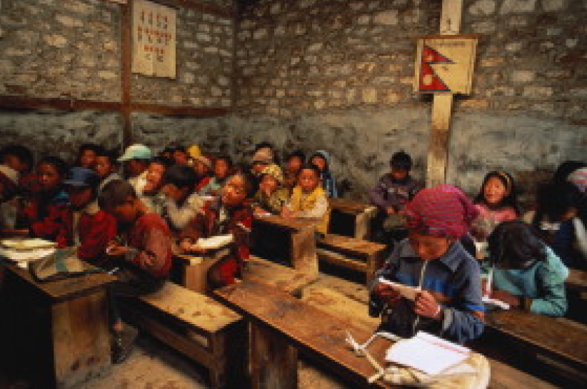 纳匝勒仁爱修女会在尼泊尔宣教25年 为当地饱受战争苦难的人们带来了福音、教育和安慰