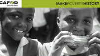 英國和威尼斯多個機構集會支持「Make Poverty History」消滅貧窮大行動