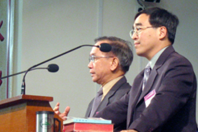 第四晚奮興會‧盧牧師說：「100%信徒都應為主而活！」
