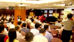 與香港教會同行二十年 「教新」以美善迎向2006