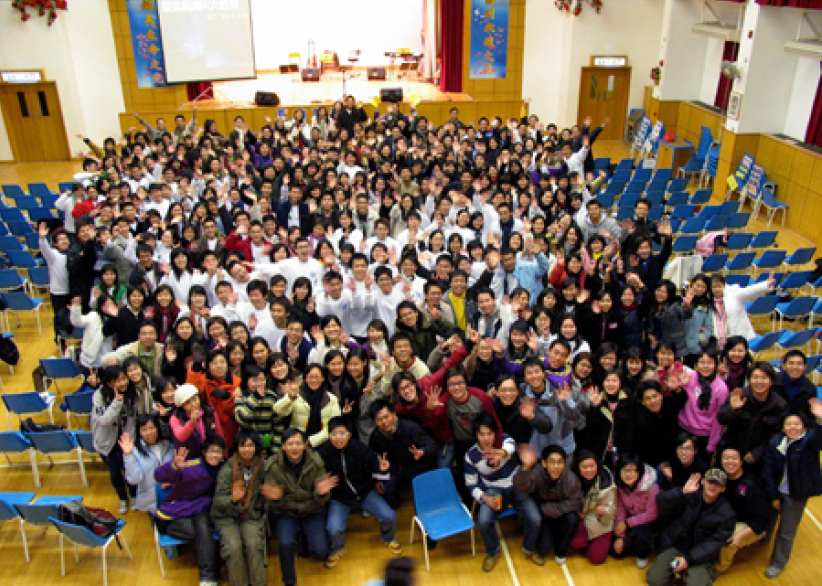 学传「2006大专奋兴营」为今年校园事工启航