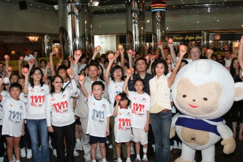 11/11助貧月 百人蘋果宴體驗貧困人需要