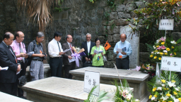 馬禮遜墓地獻花 中華基督教會向先賢致敬