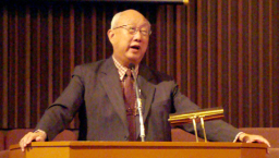 麥希真牧師:不一樣的教會