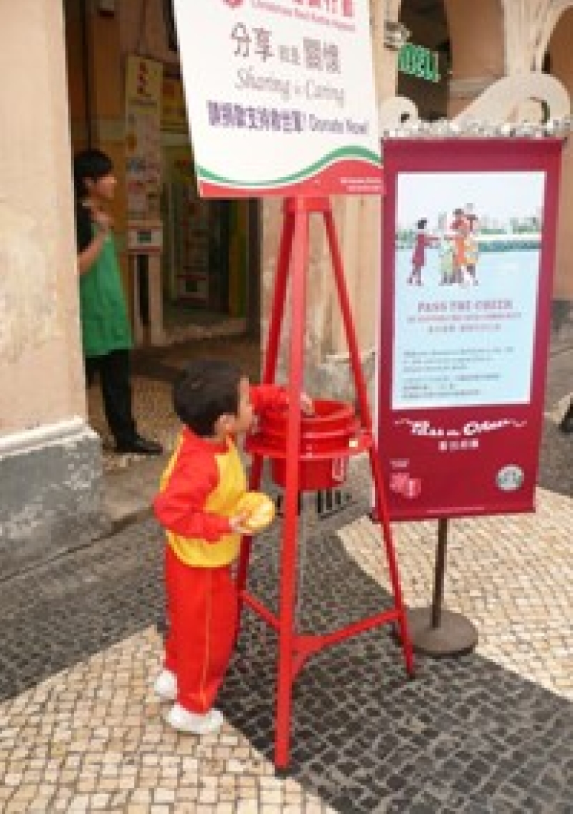 救世軍星巴克聯手籌款傳送節日喜悅