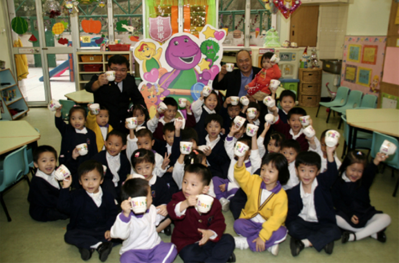 每售出一套班尼 一元赠予救世军