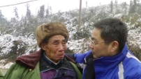 慈福行動傳來雪中送炭感人場景