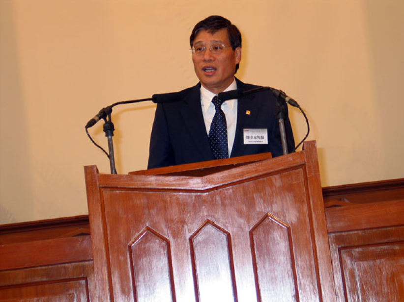 陆幸泉牧师:「神赐忍耐、爱心、智慧,使人能在灾难中跨胜」