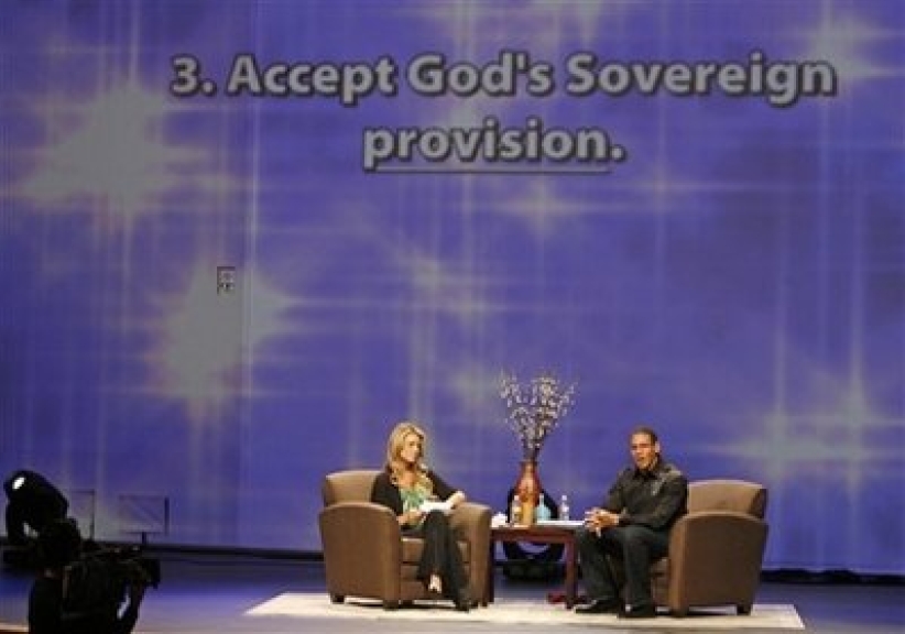 加州小姐於所屬教會坦誠分享幕後故事 