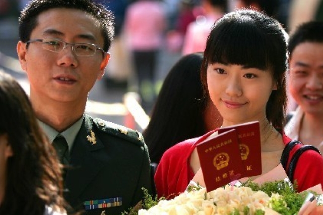 中港今日現結婚潮 盼「一夫一妻‧一生一世」