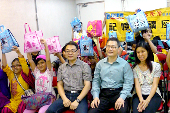 文具銀行助清貧學童 築「無懸殊」學習環境