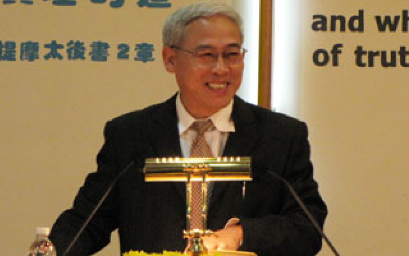 遠志明即將按牧 有份撰《河殤》轟動一時