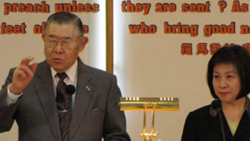 資深牧者孫約翰勉勵信徒將「愛主」放首位