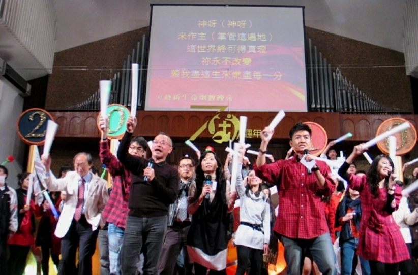 与年青人齐声倒数 香港教会迎接新一年