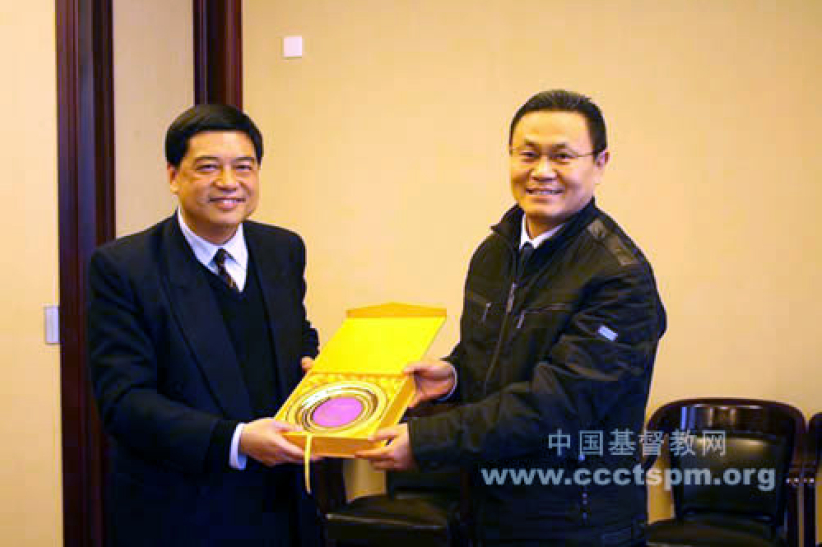 快讯：苏成溢牧师访问中国两会 表示乐于支持内地教会建设 