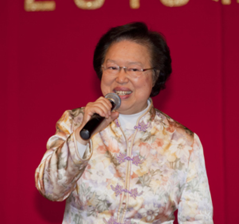 华联会开筵席与长者过新年 大律师谭惠珠见证倍感人
