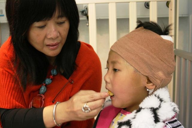 殘疾小孤雛虎年不受「苦」 赴美展開「甜」美人生新一頁