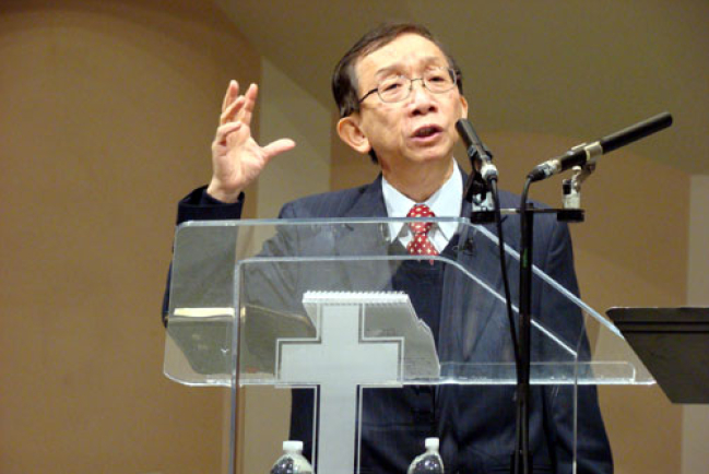 余達心牧師以腓立比書勉勵信徒「合一同心，竭力興旺福音」