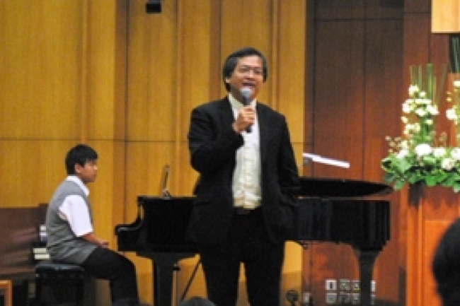 只有五隻手指亦可奏妙音 見證神賦殘障者才華