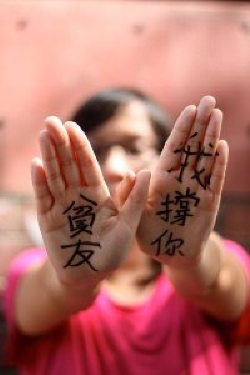 施达动员港信徒「人手一照」 提醒领袖不忘减贫承诺