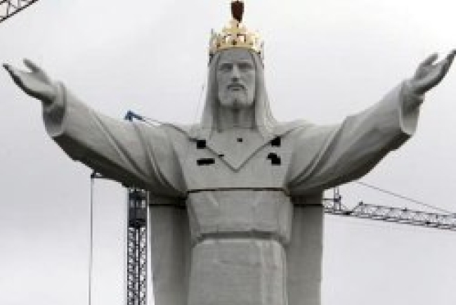 波蘭建成最高耶穌雕像打破世界紀錄