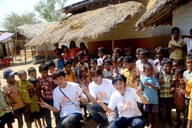 張艾嘉隨宣明會訪印度 領會分享原是雙倍的幸福