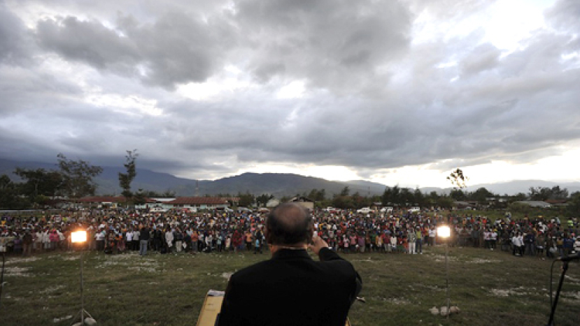 唐崇榮博士佈道大會印尼、新加坡落幕