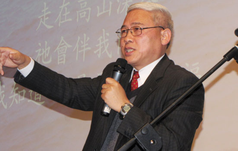 遠志明《紐約日記》回應信息：神是人的支點 