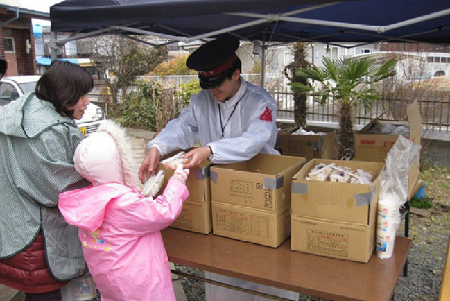 救世軍救援隊伍繼續賑濟日本災民