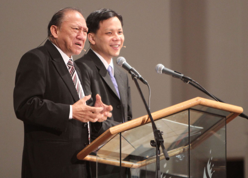 唐崇荣博士费城布道大会千人赴会