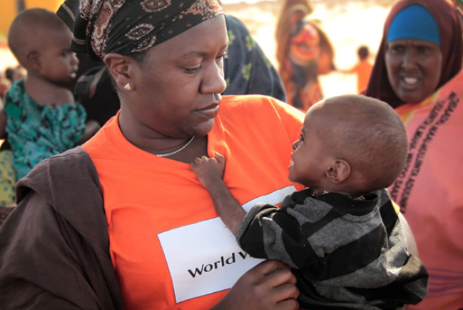 東非糧荒50萬兒童垂死掙扎 宣明會持續救援