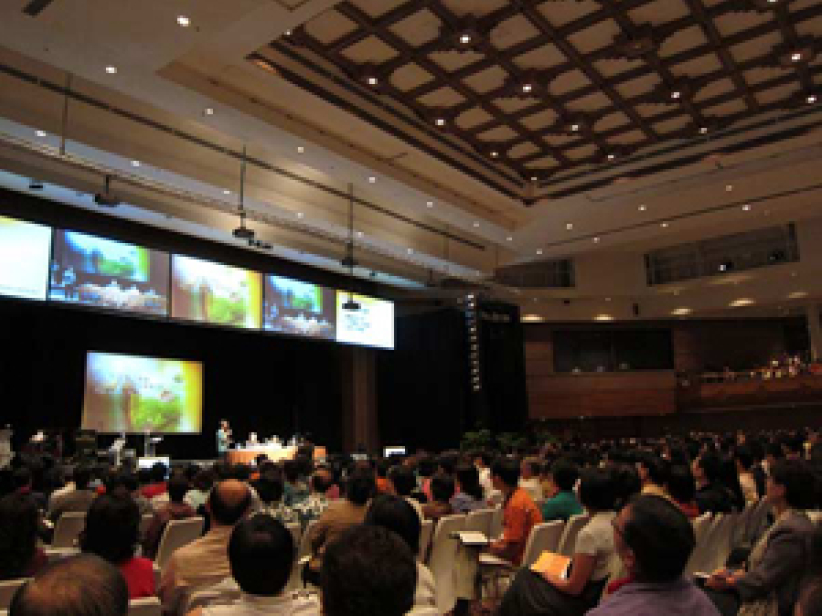 第八届华福大会首场研讨会 谈服事者生命的圣洁