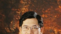 容永祺稱「祈禱時有感動挺唐」惹教內不滿情緒