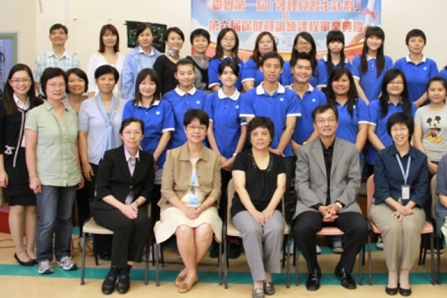 靈實護理見習生畢業 共證生命成長