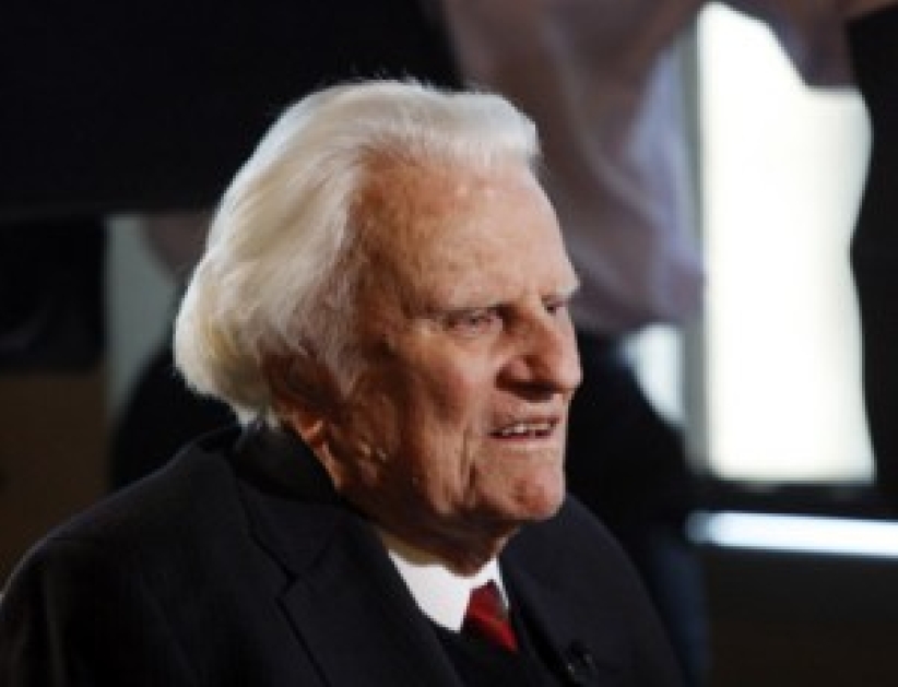 「2.24」被命为著名布道家「葛培理日」