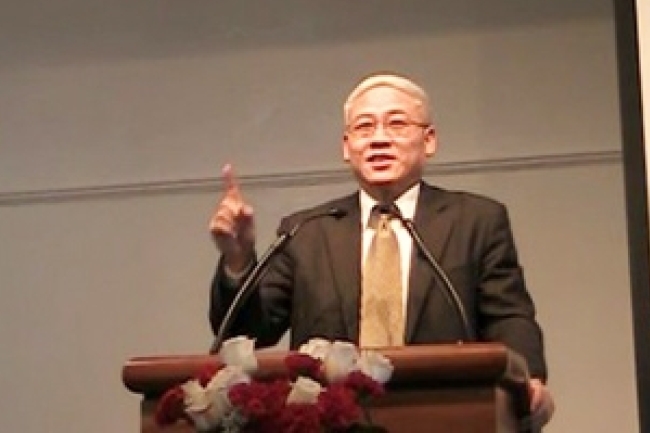 為何與耶穌同行才有出路？遠牧師：我走過兩條死路