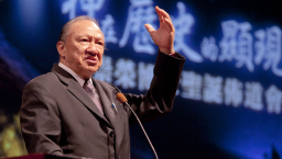 唐崇榮:耶穌基督是永恆的交叉點