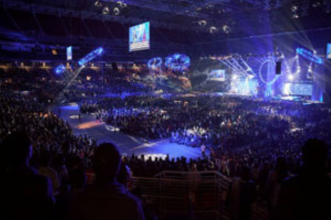 Urbana青年宣教大會鼓勵16000學生獻身