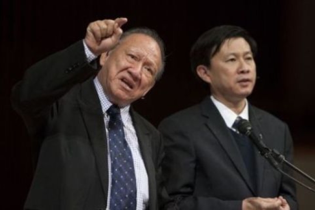 唐崇榮牧師洛杉磯佈道會數百靈魂歸主