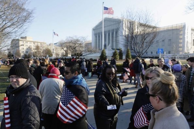最高法院對同性婚姻法案難下定論