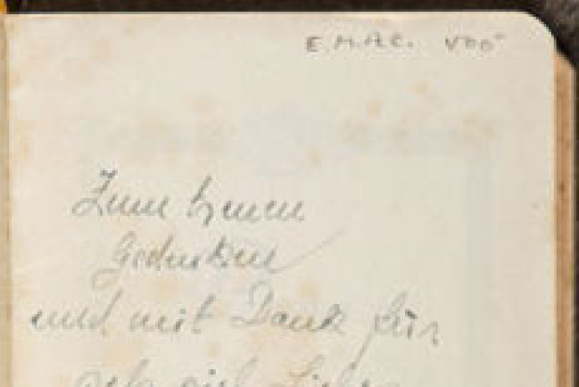 愛因斯坦親筆簽名聖經天價拍賣售出