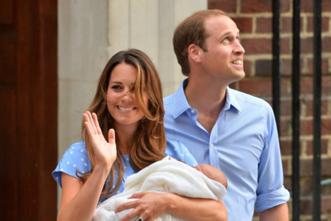 劍橋王子亮相 威廉凱特接受祝福（視頻）