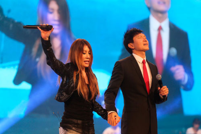 城市豐收教會康希失信案涉案人職務延後解除