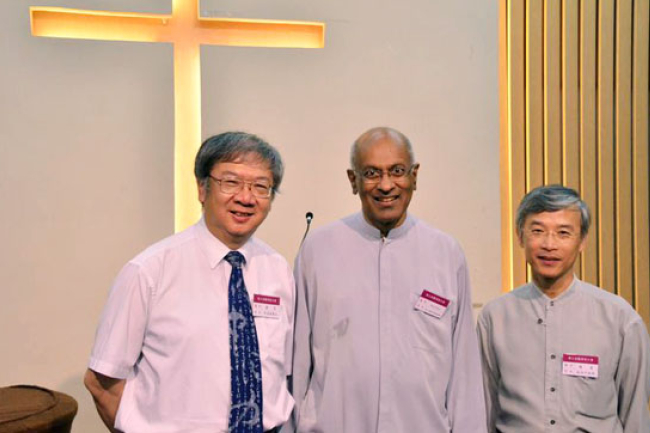 費蘭度博士全家活出主愛 愛家憂國榜樣