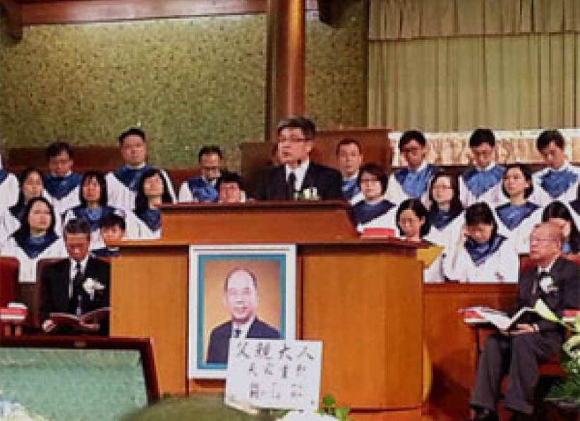 郭文池憶鮑會園牧師恩威並重