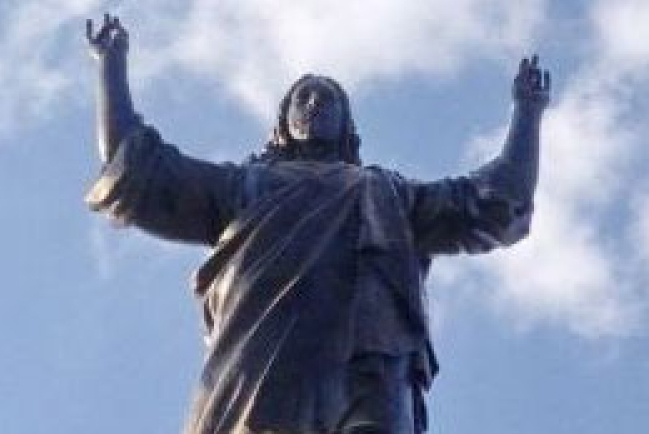 敘利亞豎立39米高耶穌像 冀望恢復和平