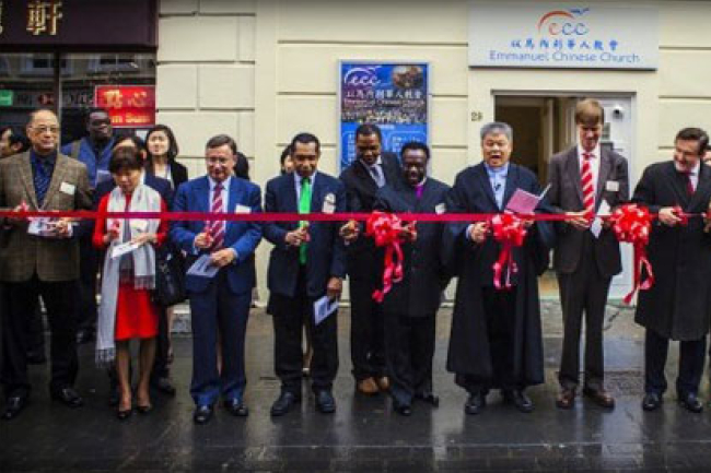 英國倫敦華埠首間華人教會獻堂
