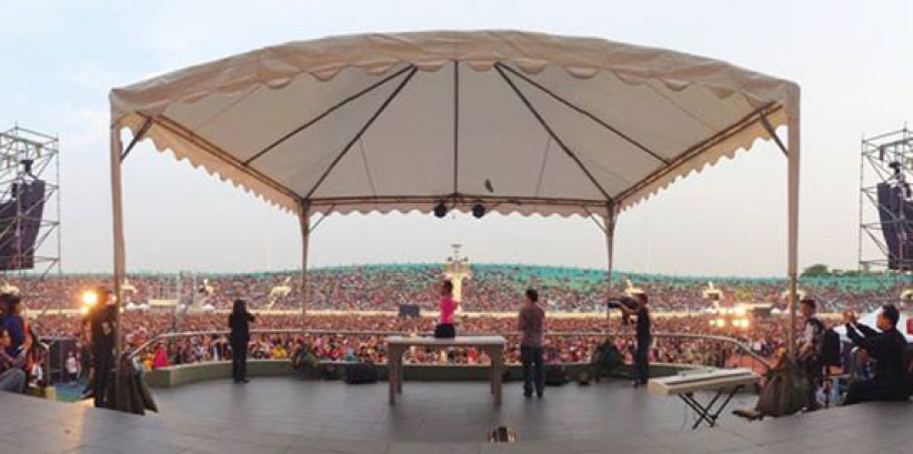 力克胡哲勵志故事轟動高雄 超三千人歸主