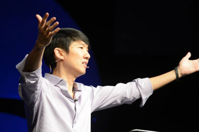 洛桑首位亞裔CEO見證福音得勝仇日情結