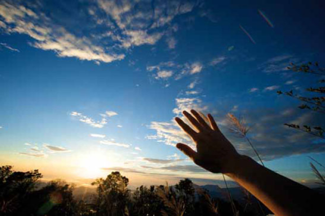 余創豪：人類為什麼有宗教？是自然本能的謬誤？